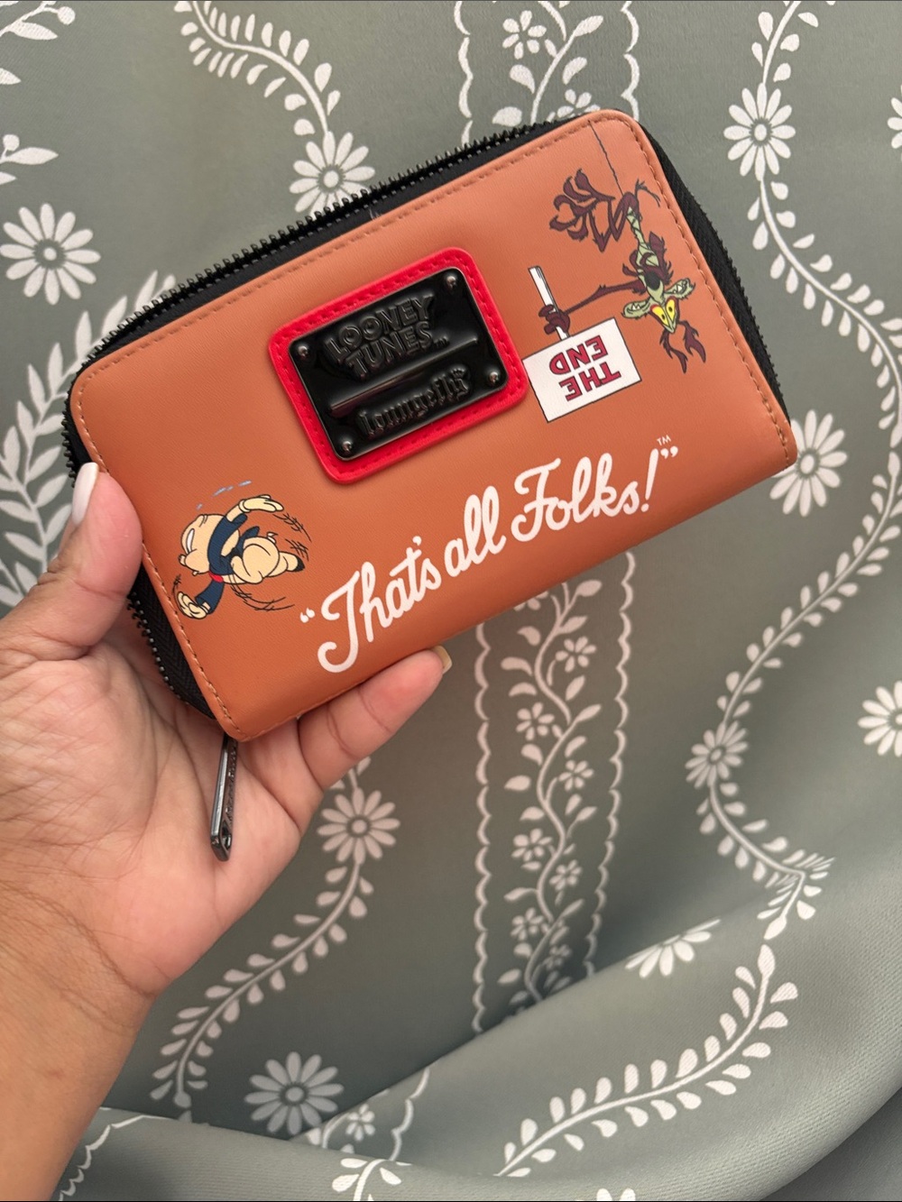 Warner Bros. Looney Tunes Brown 'That's All Folks!' Zip Card Wallet